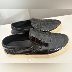 TORY BURCH Black Shiny Slip On’s